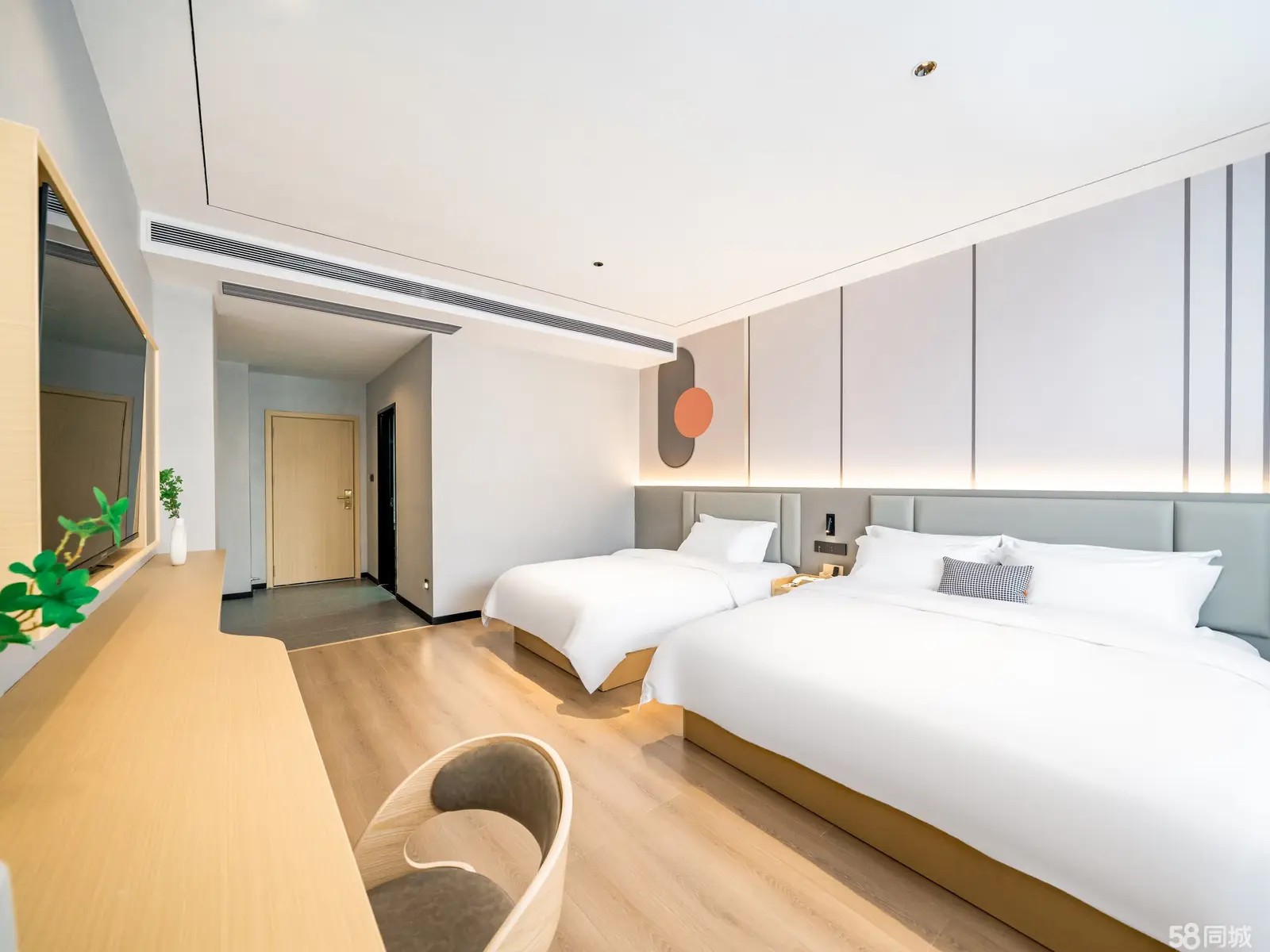 （转让)遵义医科大学正对面酒店转让